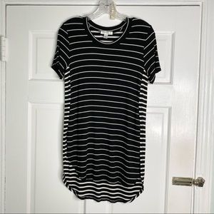Nordstrom Love Fire Tee Black and White Stripe Short Sleeve Scoop Neck Small